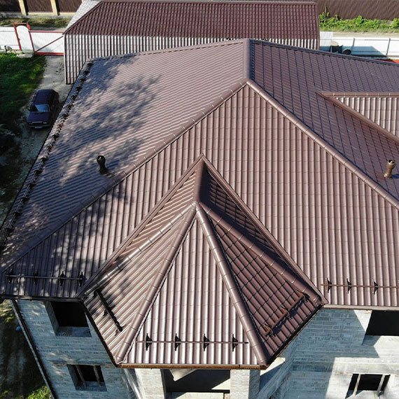 Монтаж сложной крыши и кровли в Таштаголе и Кемеровской области